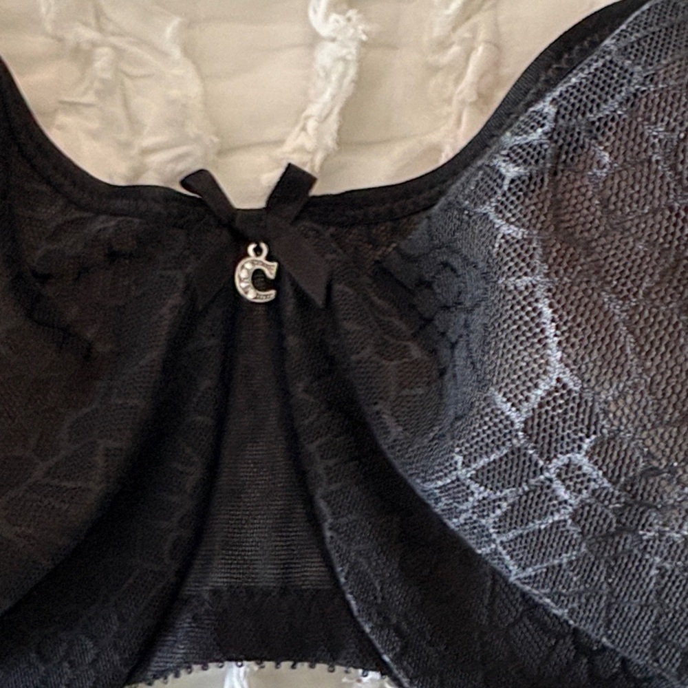 Chantelle Black Lace Bra‎